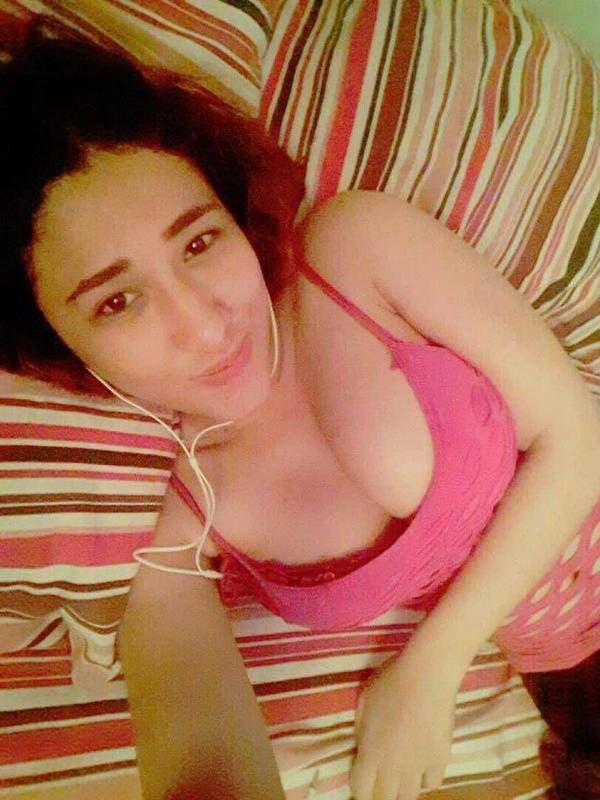 25P Arabian Sluts 571