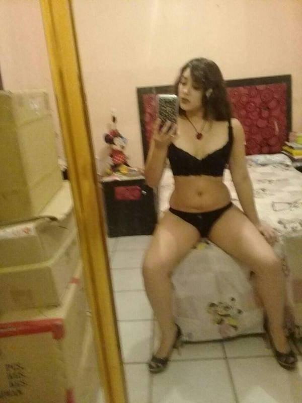 25P Arabian Sluts 571