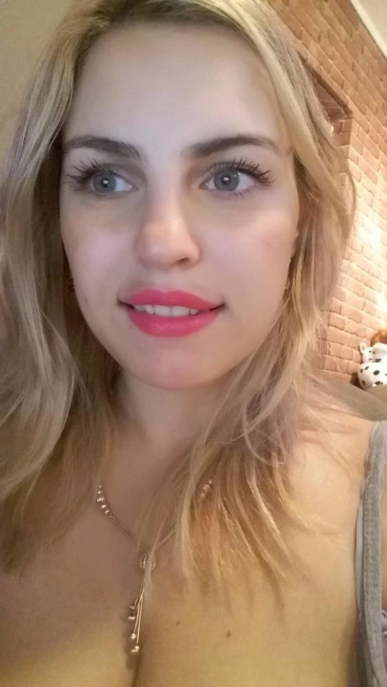 20P My wife Silvia sexyiass