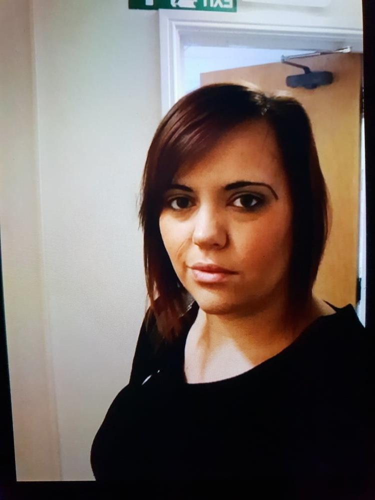 23P Fat girl small tits