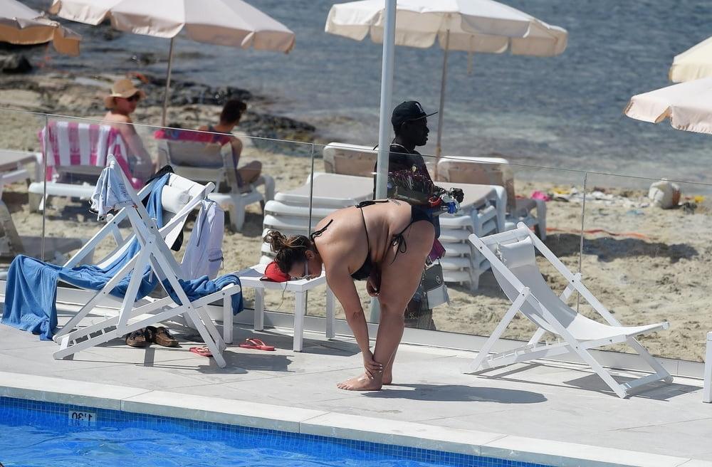 25P Wide Hips - Amazing Curves - Big Girls - Thick Body - Fat As