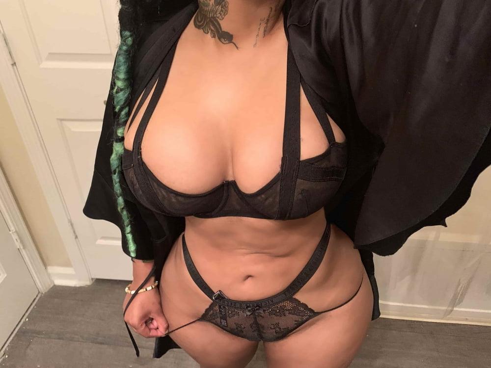 25P Wide Hips - Amazing Curves - Big Girls - Thick Body - Fat As