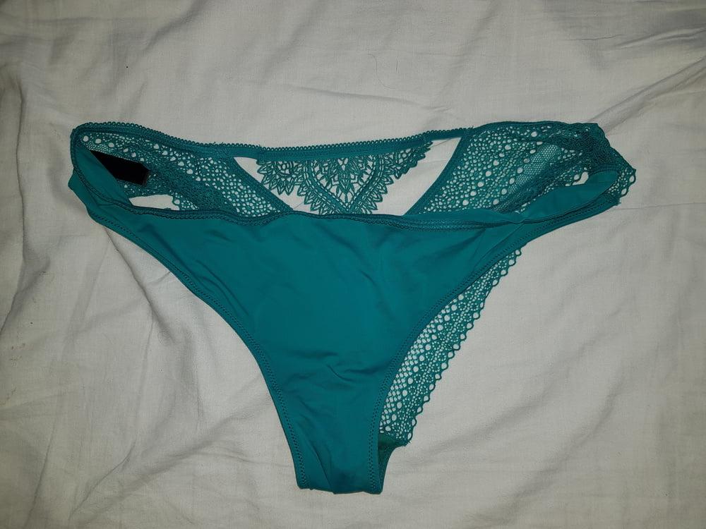 11P panties wife