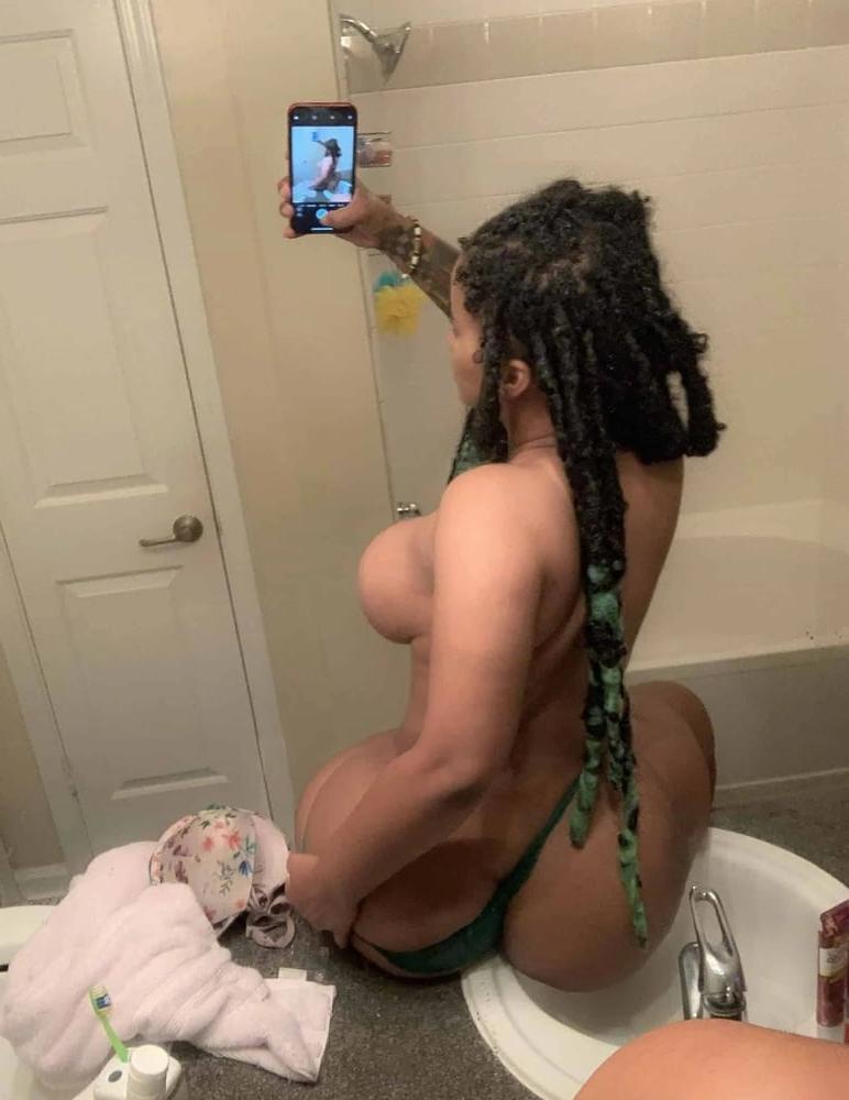 25P Wide Hips (92) - Curves - Big Girls - Thick  - Fat Ass