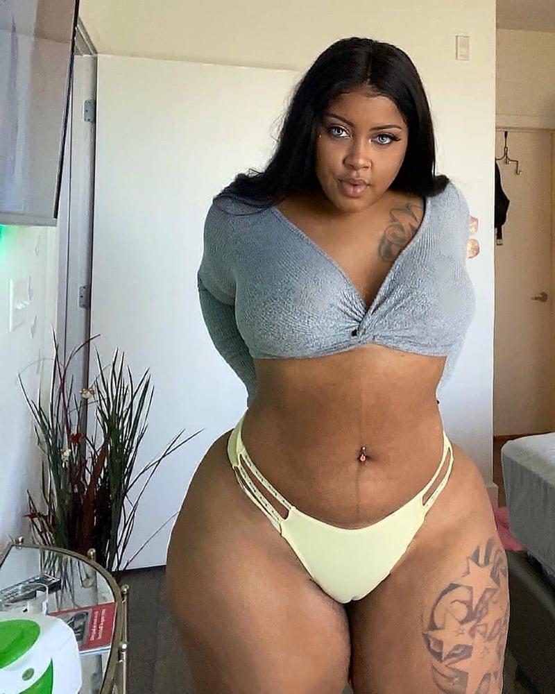 25P Wide Hips (92) - Curves - Big Girls - Thick  - Fat Ass