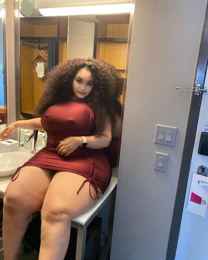 25P Wide Hips - Amazing Curves - Big Girls - Thick Body - Fat As