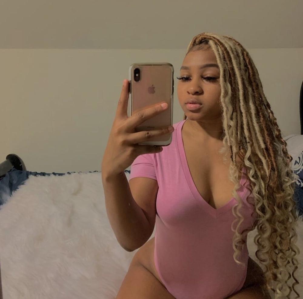 25P Wide Hips - Amazing Curves - Big Girls - Thick Body - Fat As