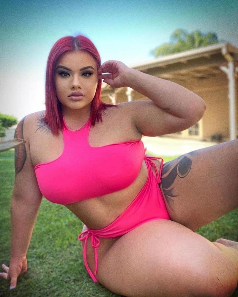 25P Wide Hips - Amazing Curves - Big Girls - Thick Body - Fat As
