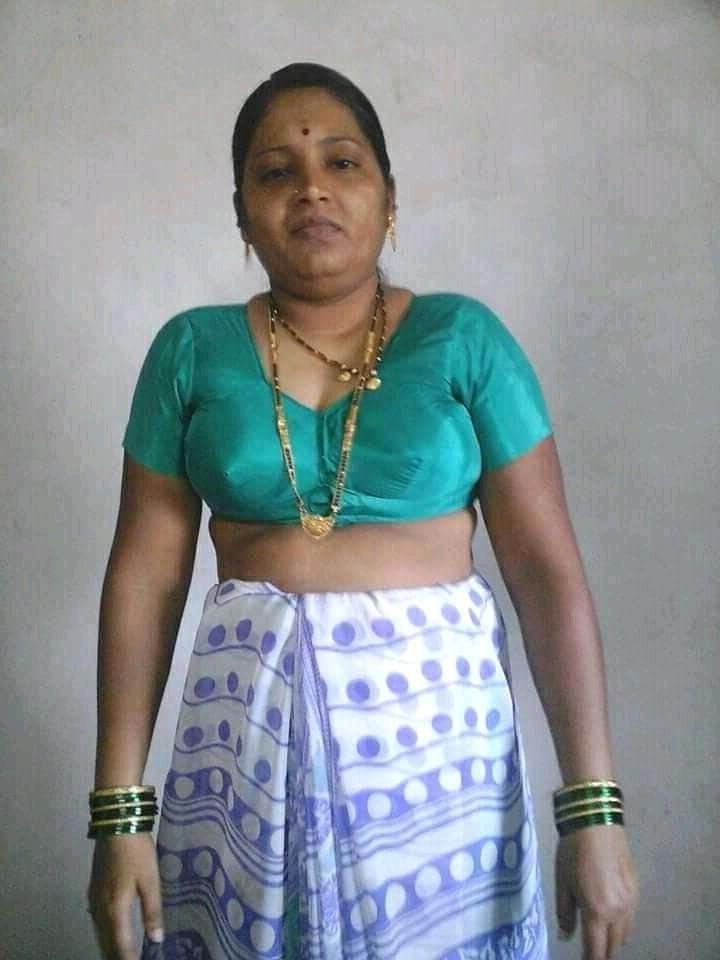 25P Sexy aunty