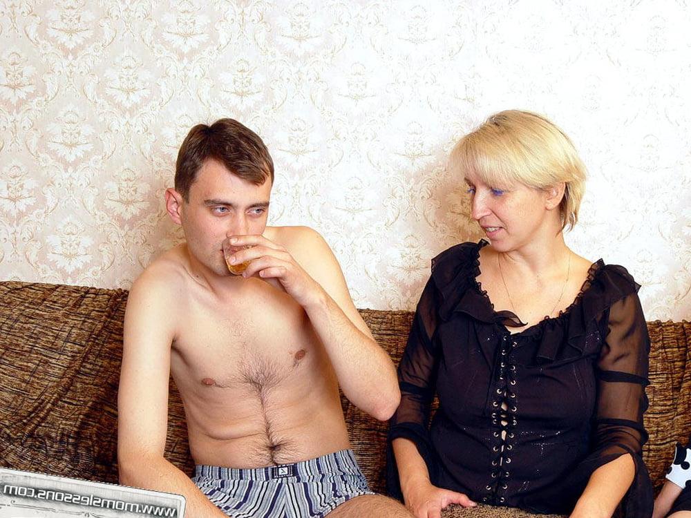 25P mature ladies have sex