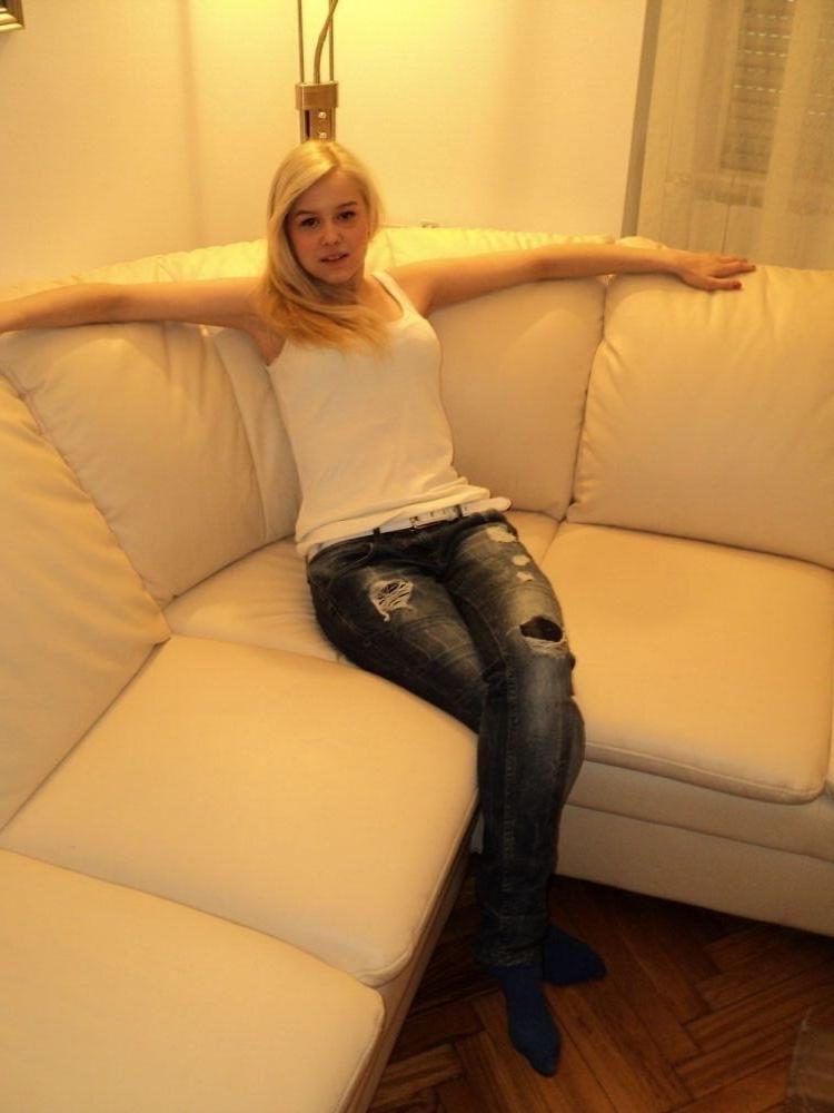 25P Tight Blonde Teen Sherry