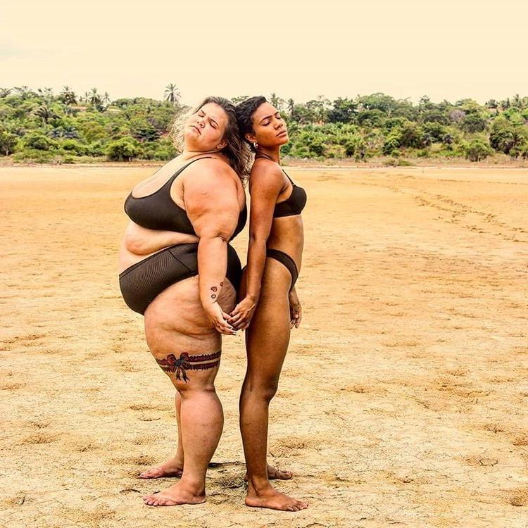 25P Fat Chicks With Skinny Friends 4