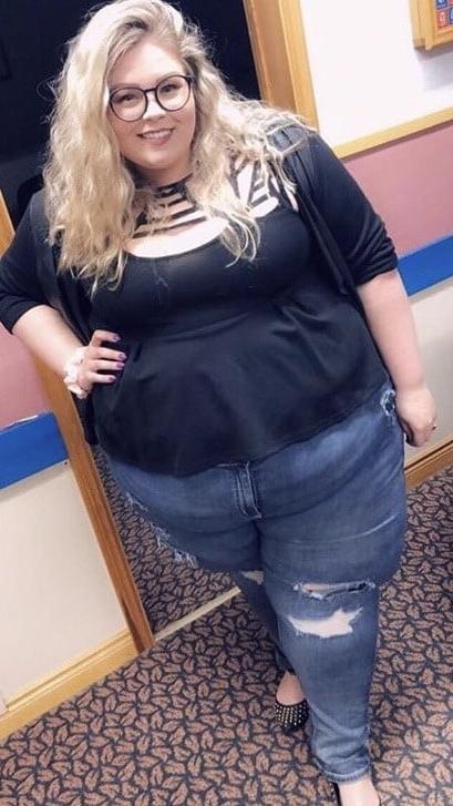25P Fat Chicks With Deceptively Thin Faces 23