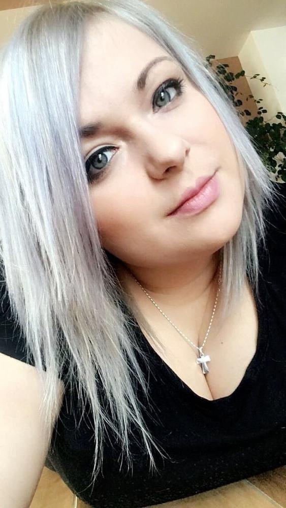 25P Sweet wife