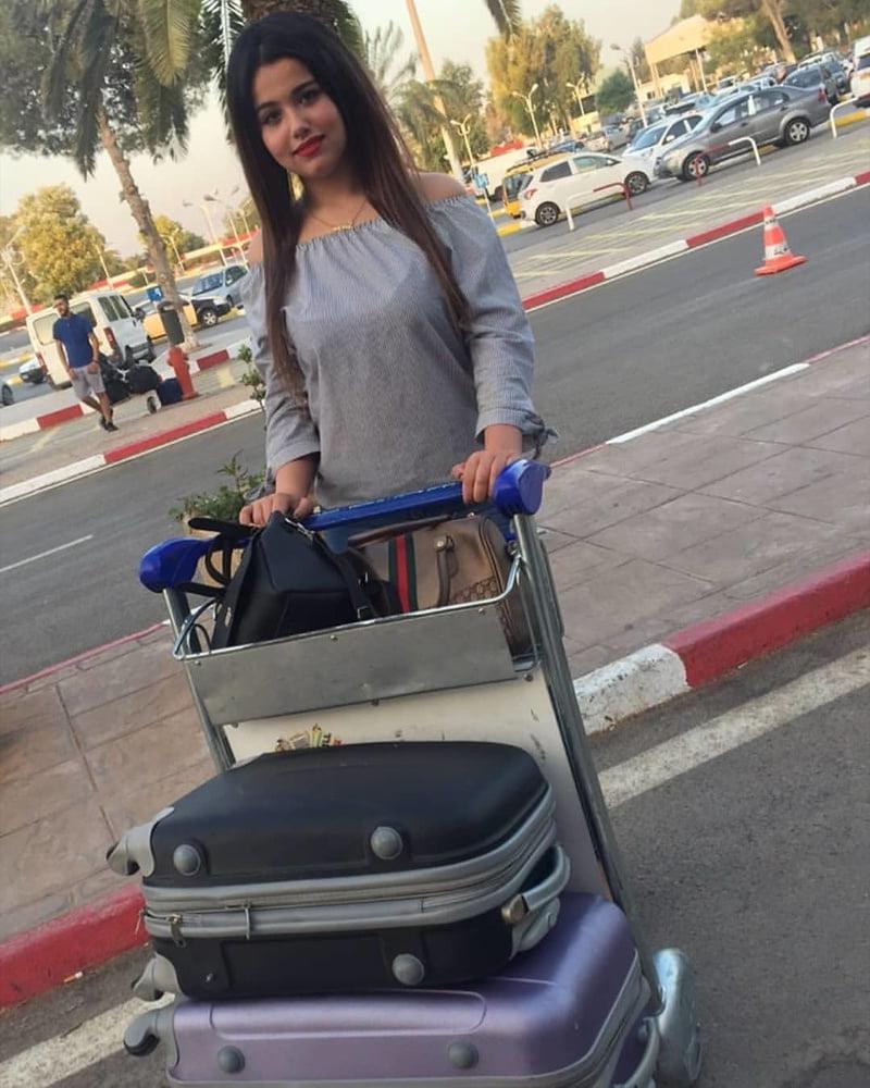 21P Arabian Sluts 569