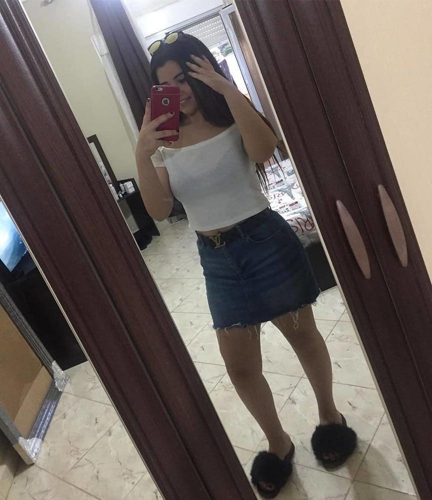 21P Arabian Sluts 569