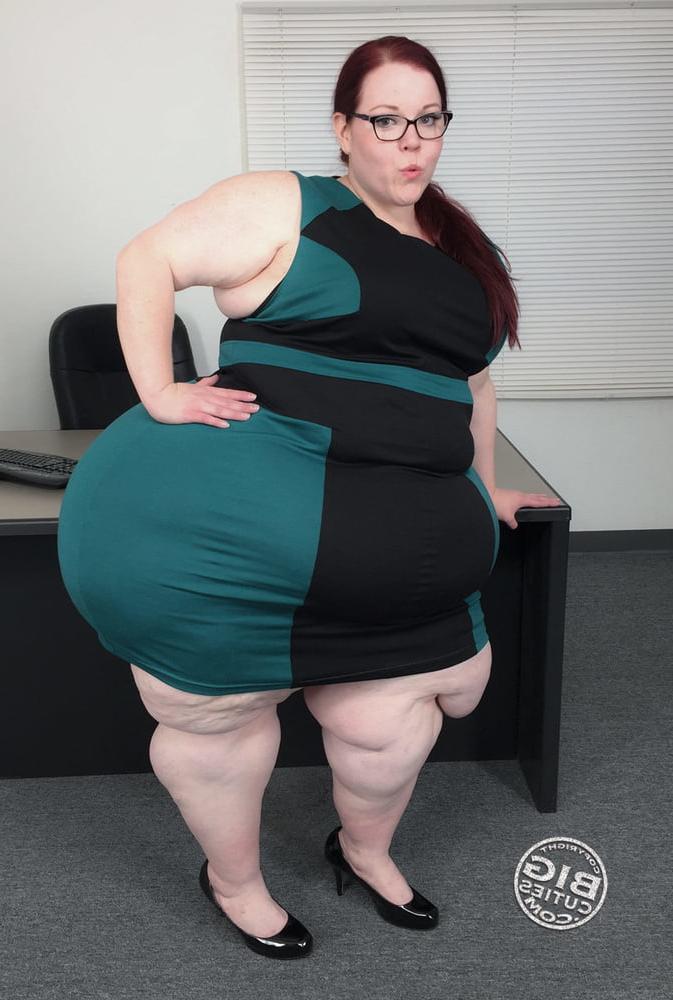 25P Fat Chicks With Deceptively Thin Faces 25