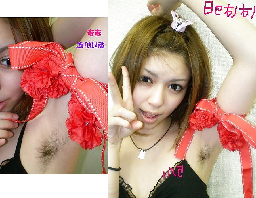 25P Japanese and Chinese girls with hairy armpits