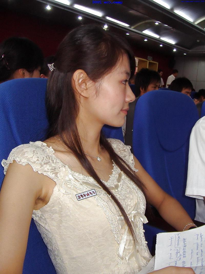 25P Japanese and Chinese girls with hairy armpits