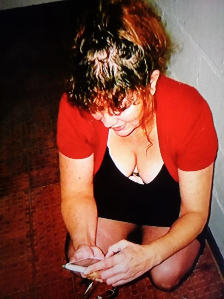 15P Escort wife