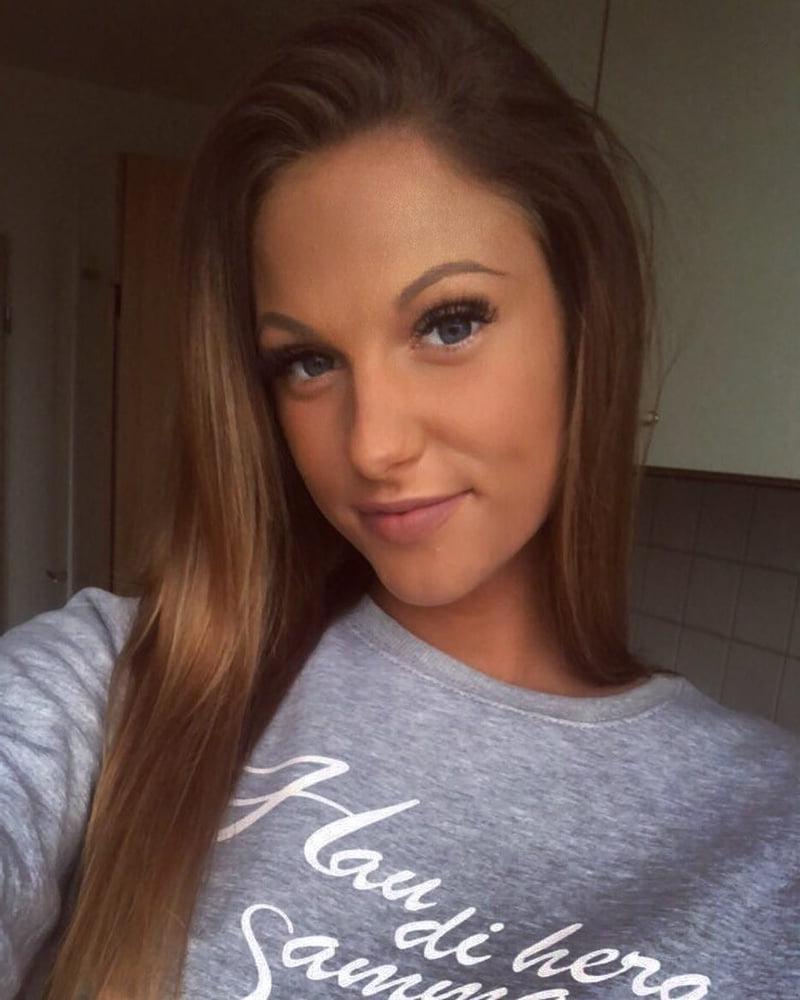 15P Sexy Faces for Jizz off 2476