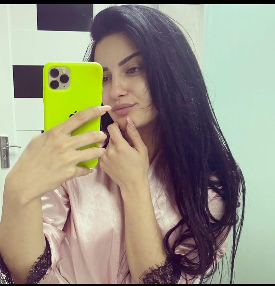 15P Glamour models 11