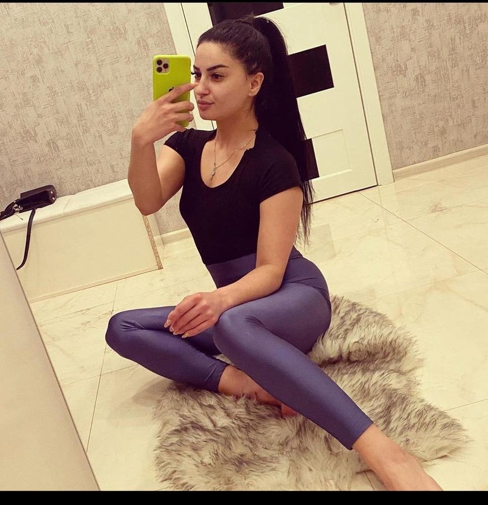 15P Glamour models 11