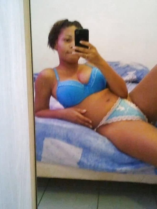 25P Unknown Curvy Black Women 28