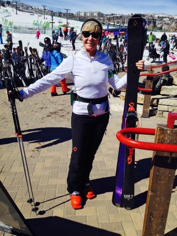 14P Yoga &amp; Ski Instructor Is a Slut