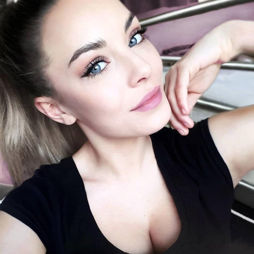 15P Sexy Faces for Jizz off 2473