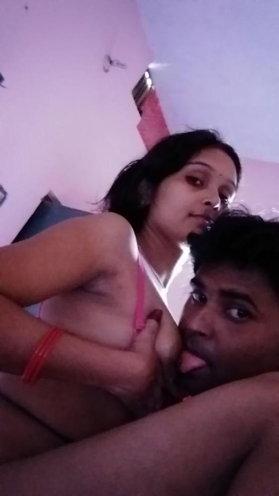 25P Traditional Married Indian Wife