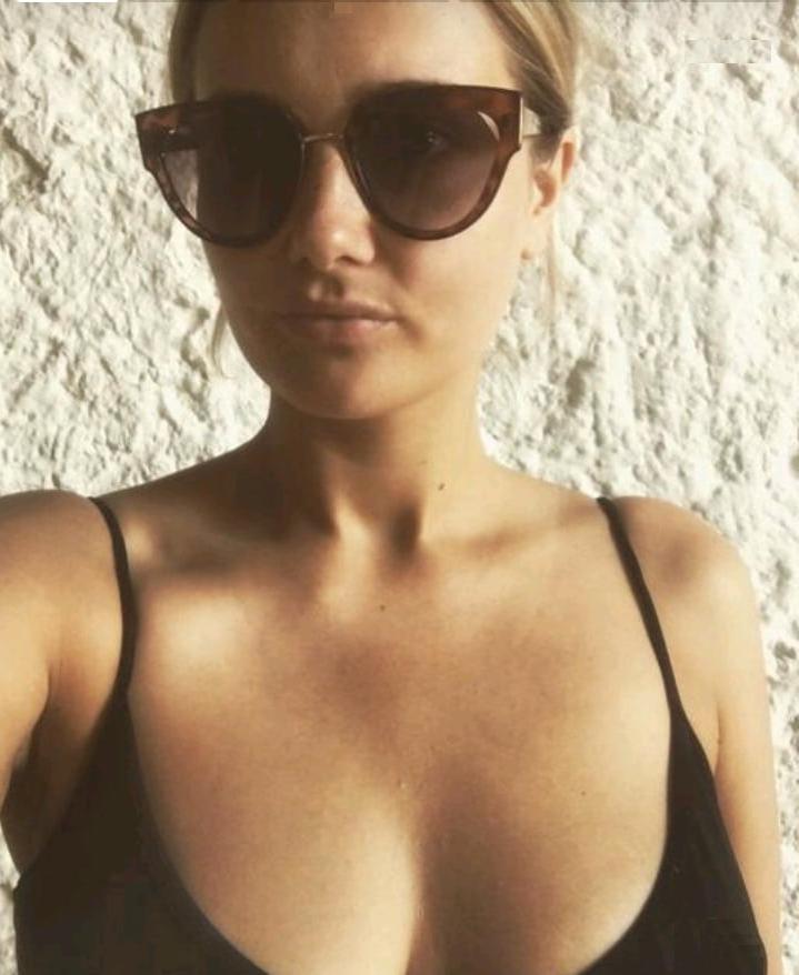 15P Sexy Faces for Jizz off 2470