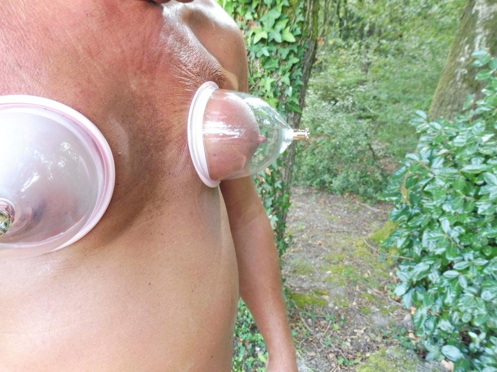 25P Pompe a seins pour avoir les memes petits seins que ma femme