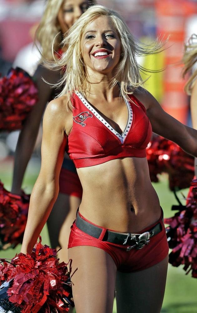 19P Professional Cheerleader Beauties