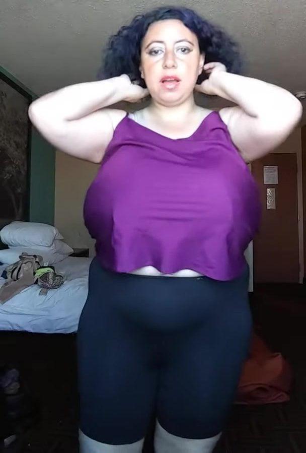 25P super boobs wife
