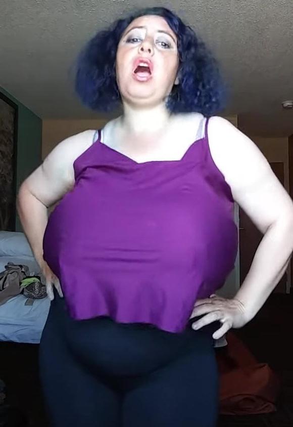 25P super boobs wife