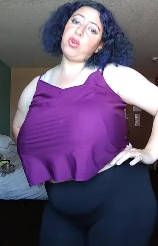 25P super boobs wife