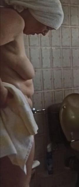 16P Another time in bathroom