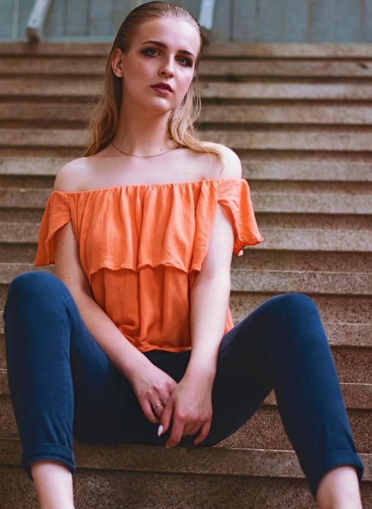 15P Teen blondes for BBC breeding