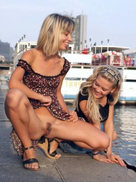 25P Pussys and boobs on public in the world