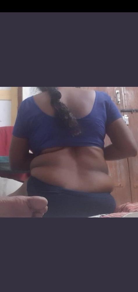 25P indian fat auntis 2