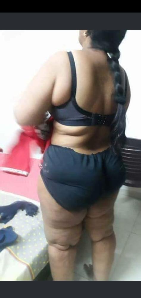 25P Indian auntis fat picture