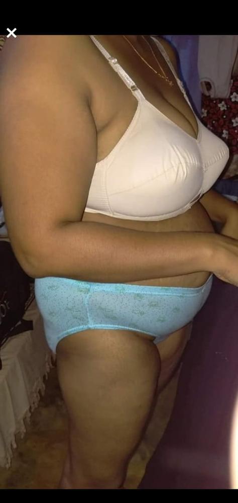 25P Indian auntis fat picture