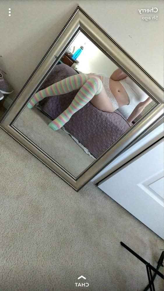 25P AMATEUR MODEL PREMIUM PICS SET OF 260 FOR FREE