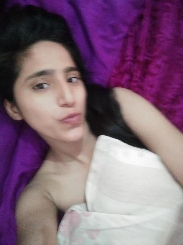 25P Arabian Sluts 566