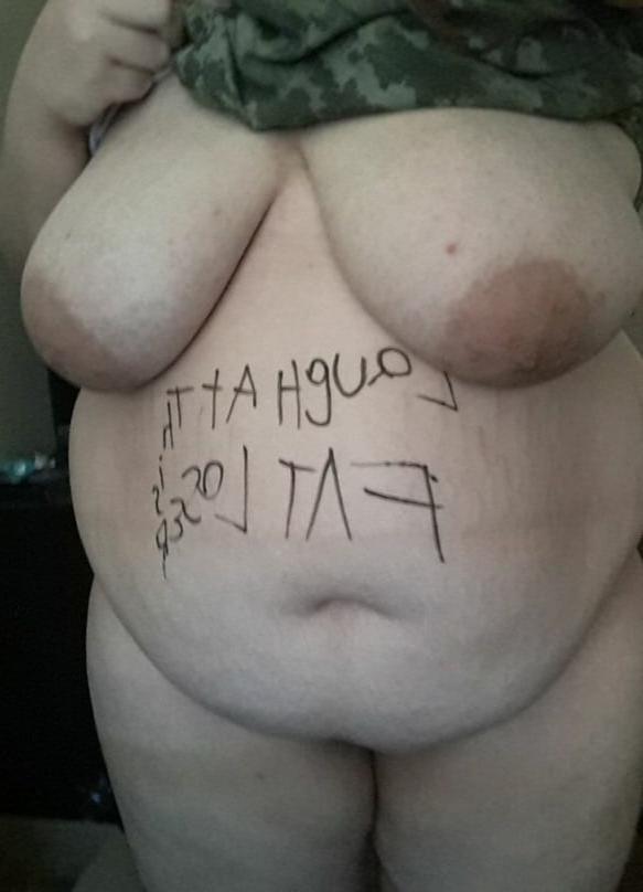 8P Fat slave humiliated