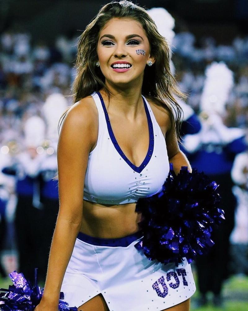 25P Hot cheerleaders