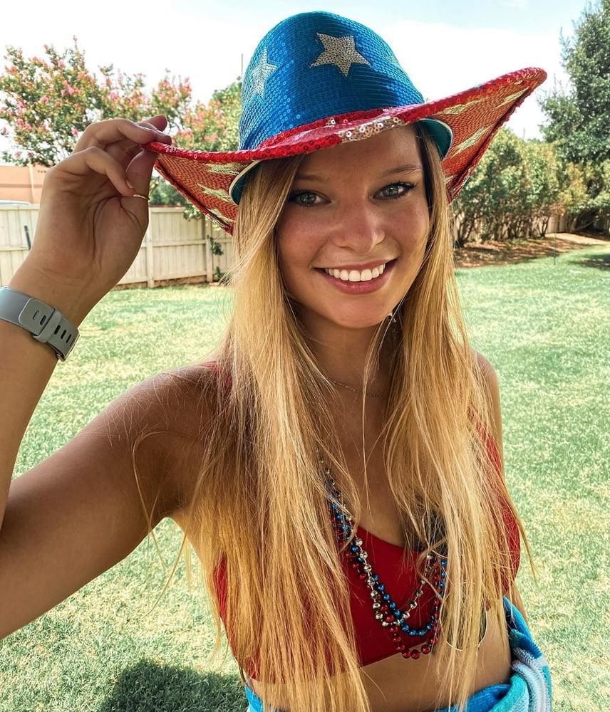 25P Tight Teen Chrissy