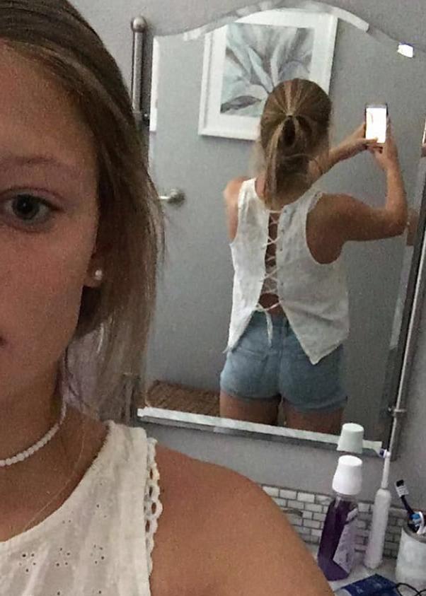 25P Tight Teen Chrissy