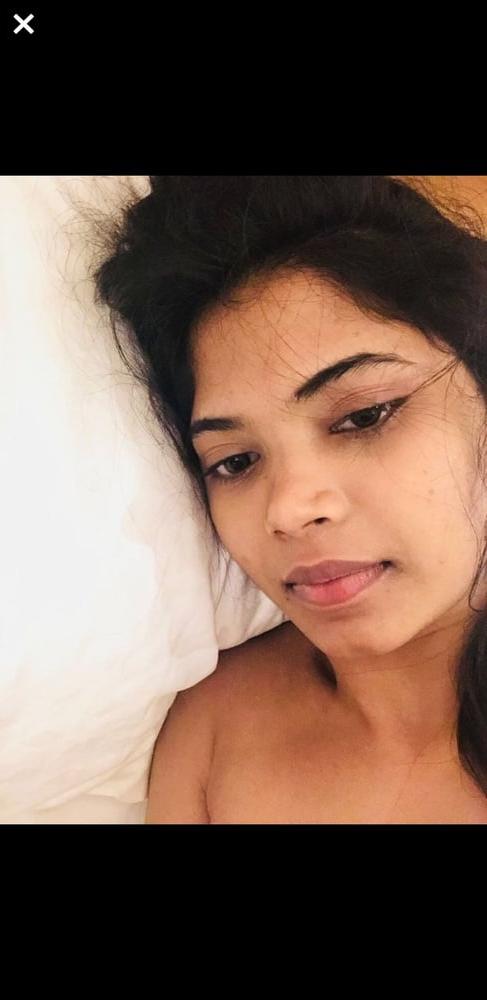 15P Sri Lankan Model - Hasini